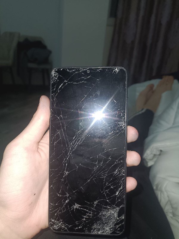 Samsung Galaxy 64 ГБ с разбитым экраном