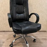 Офисное кресло, книги, комиксы, мини-печь, соковыжималки 1