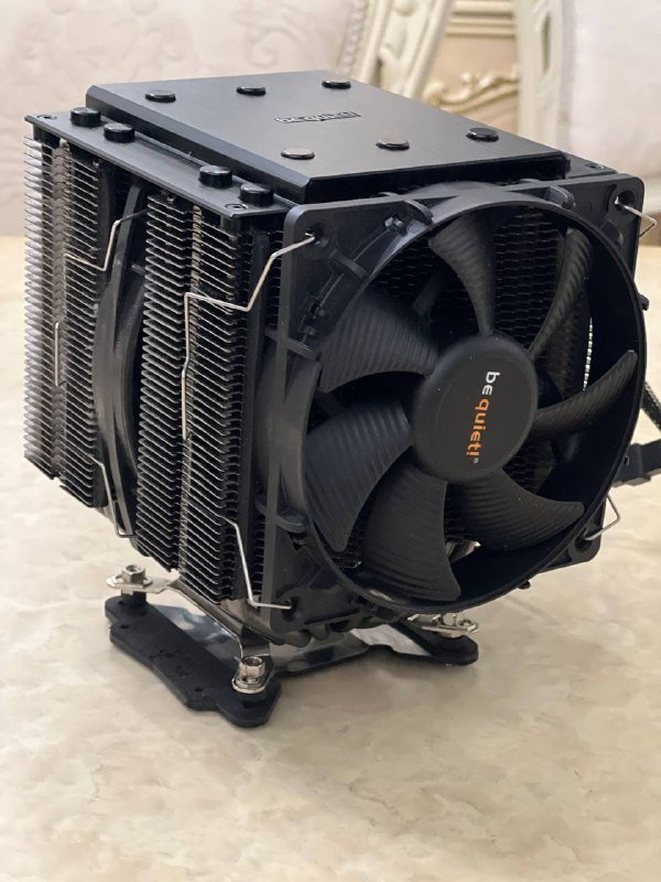 Ryzen 1700X CPU, Be quiet Dark Rock Pro 3 cooler, ASUS PCE-AC88 wifi adapter