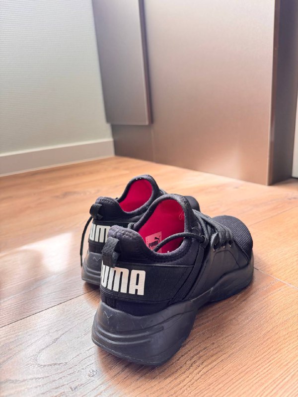 Puma-Nike обувь, 100 лари, Guess обувь, 150 лари 6