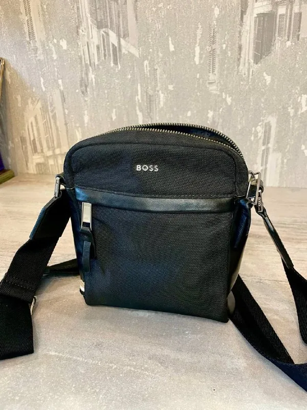 Сумка Boss 1