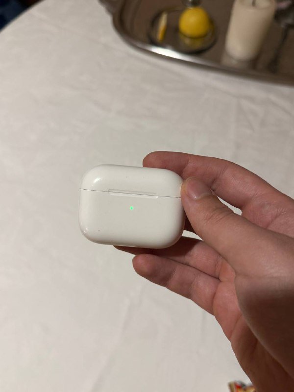 AirPods Pro 1 поколения, левый наушник, кейс 5