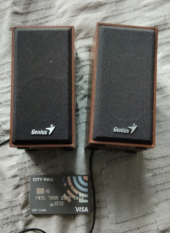 power bank, колонки Genius SP-HF 180, плашка памяти DDR3 8 Гб 7