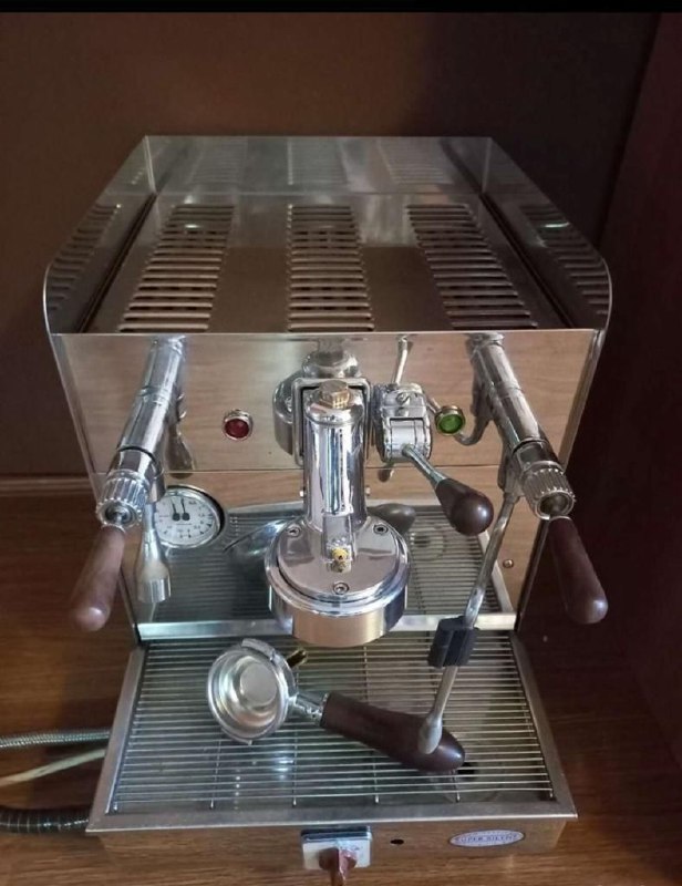 профессиональная Кофемашина + кофемолка 2