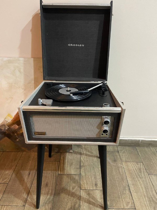 Виниловый проигрыватель Crosley