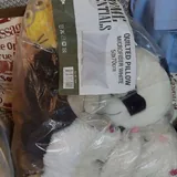 Женские сандалии, одежда, подушки 3