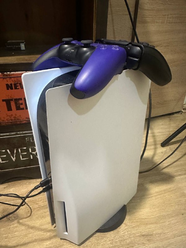 Ps5 за 1200 лари, без контроллера за 1100