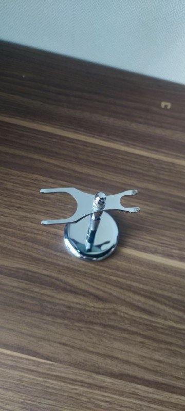 Подставка для бритвы и помазка из нержавеющей стали 2