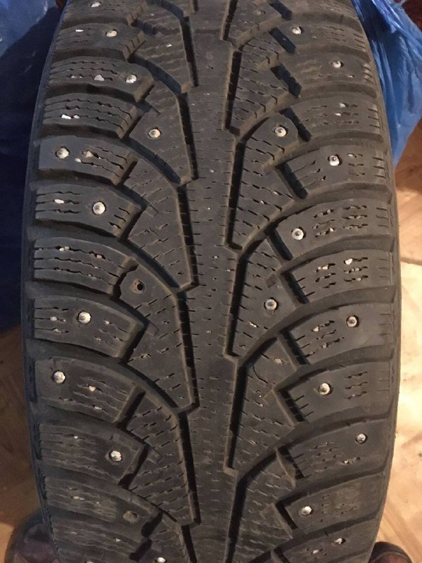 зимние шипованные шины 4 штуки 2