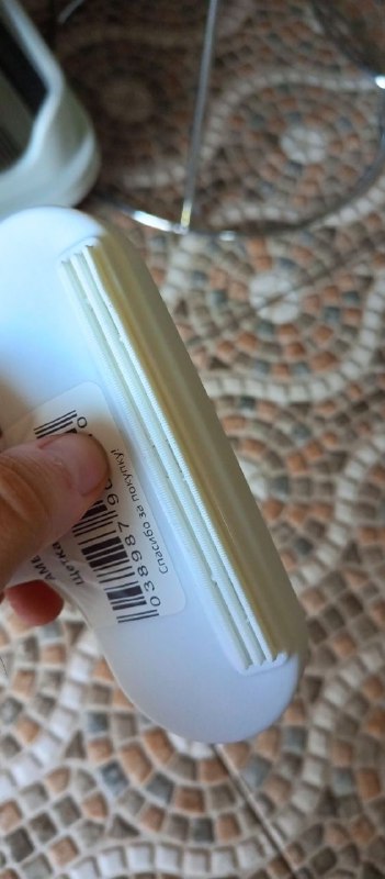Двухсторонняя щётка для одежды и мебели 2