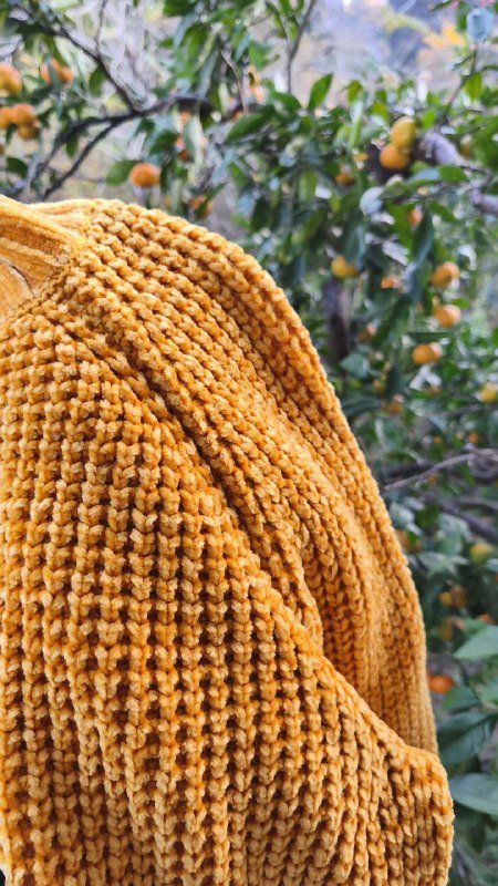 Свитер велюровый H&M размер L укороченный