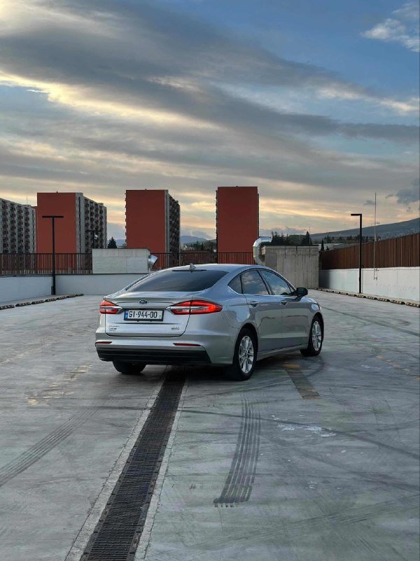 Ford Fusion 3