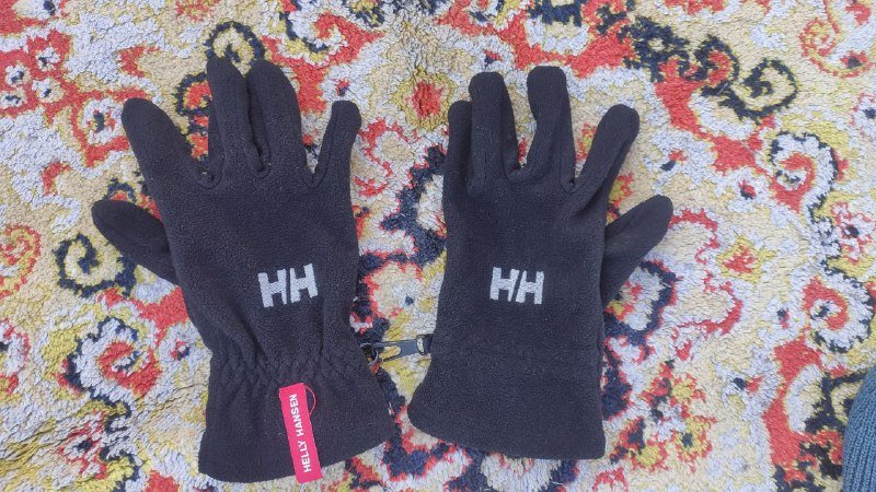 Шапка Bergans, перчатки Helly Hansen 2