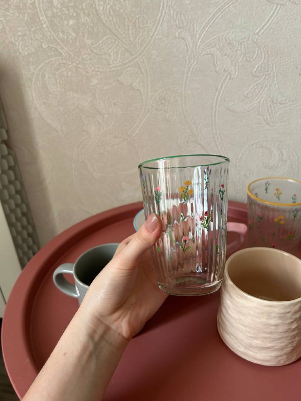 керамические кружки, стеклянные стаканы с цветочками 2