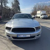 Ford Mustang 2013 1
