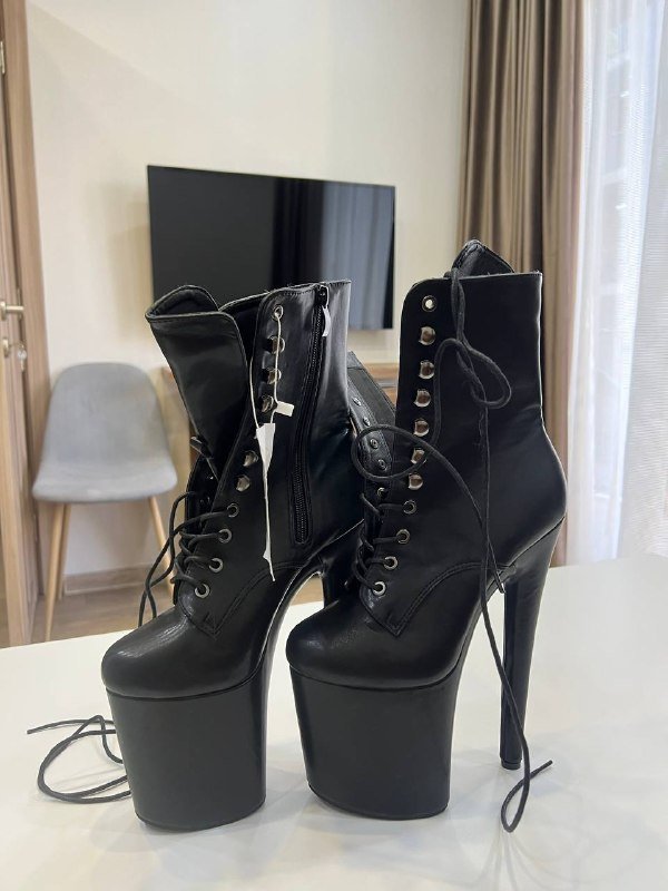 Женские стрипы