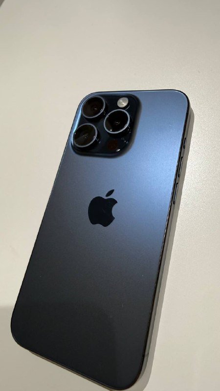 iPhone 15 pro 256 Гб 2