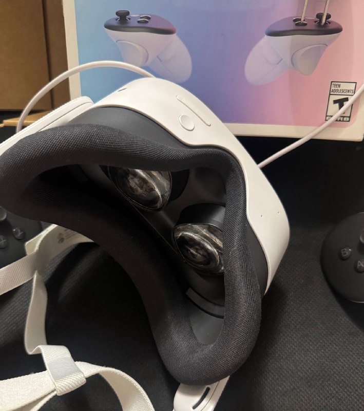 VR Meta Quest 3S 256GB 2