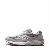 Свитер Colin’s, кроссовки New Balance 993 5