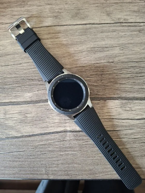 Samsung Galaxy Watch 46 мм 1