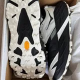 Кроссовки HOKA Speedgoat 7 2