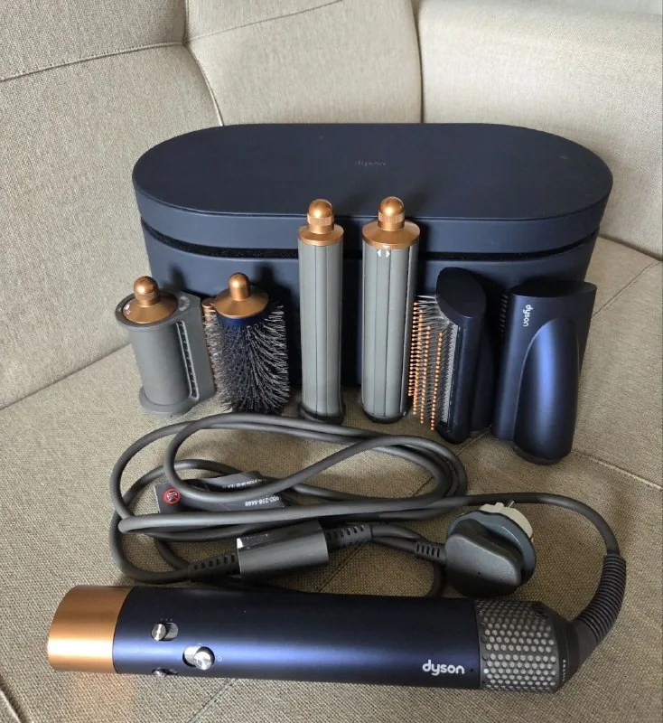 Dyson HS05 Long 1