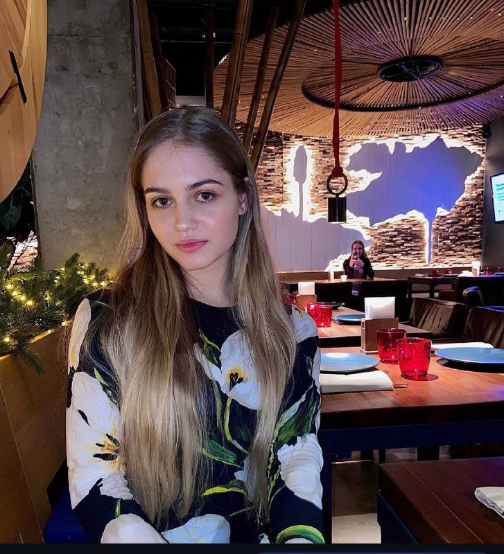 Платье Dolce&Gabbana миди оригинал