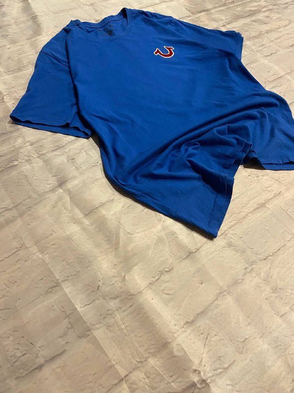 True religion t-shirt, size L 4