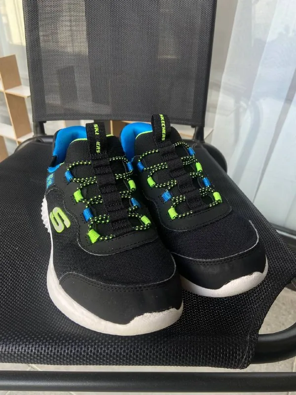 Кроссовки Skechers 35 EU, 22 см 1