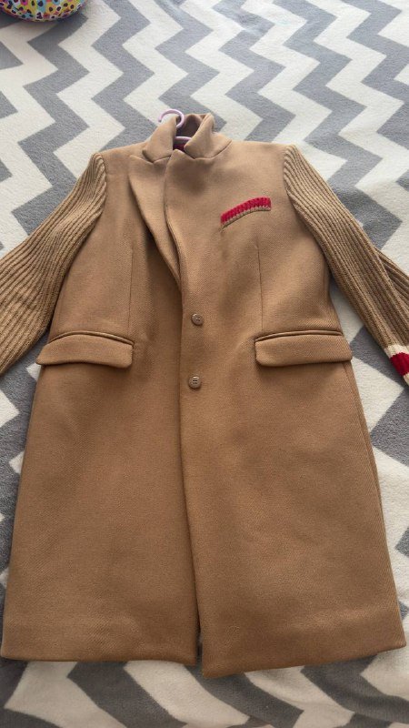 Свитер Uniqlo, свитер COS, пальто Pinko, брюки темно-синие Uniqlo 9