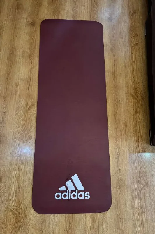 Коврик для йоги и фитнеса Adidas 1
