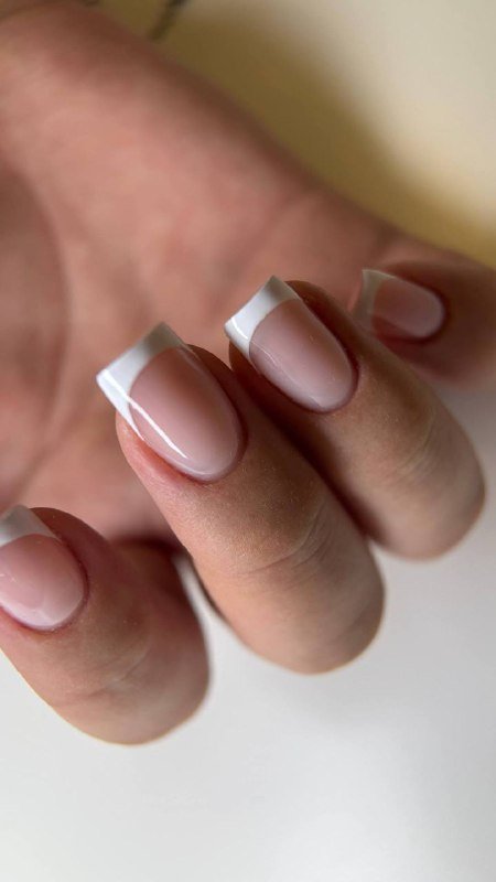 Маникюр со снятием покрытия и покрытием на натуральную длину