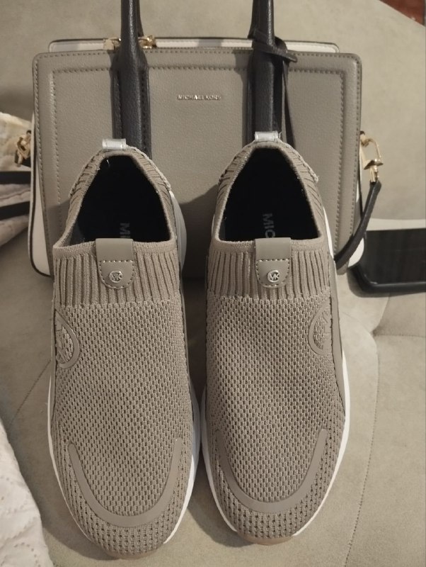 Новые кроссовки Michael Kors 37 р 2