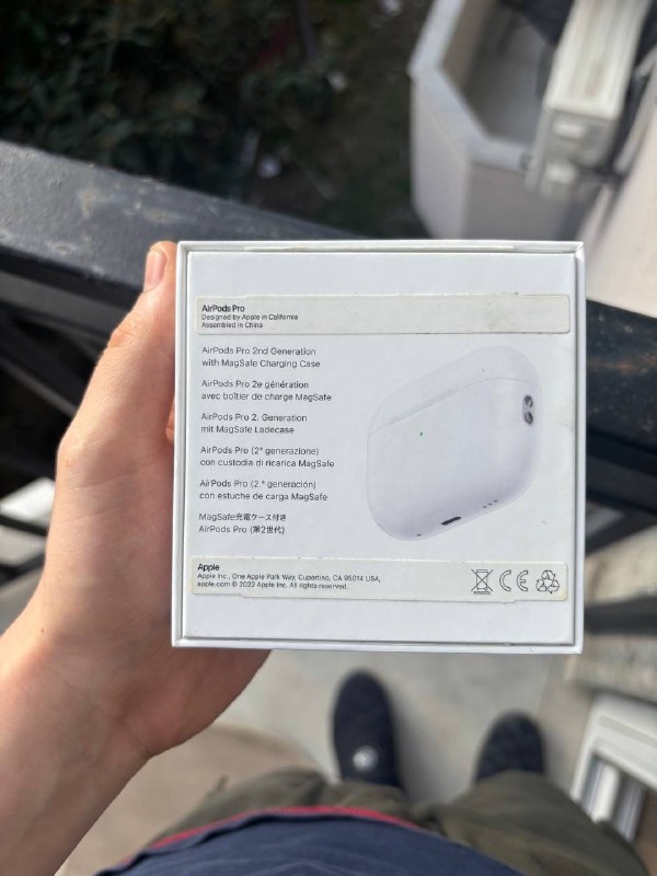 AirPods Pro 2 оригинал в отличном состоянии 2
