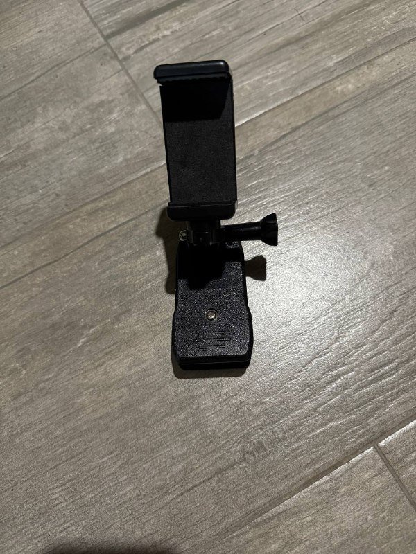 Крепление для смартфона на прищепке 2