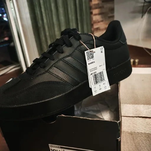 Adidas Barreda мужские кроссовки