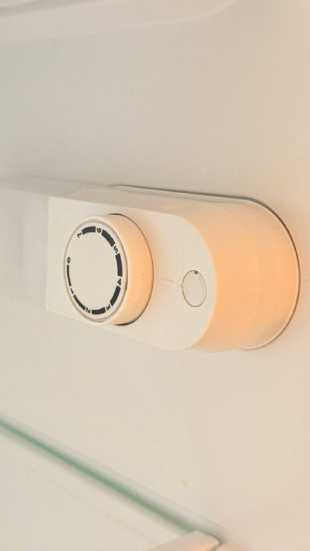 Холодильник Hisense 250 л 4