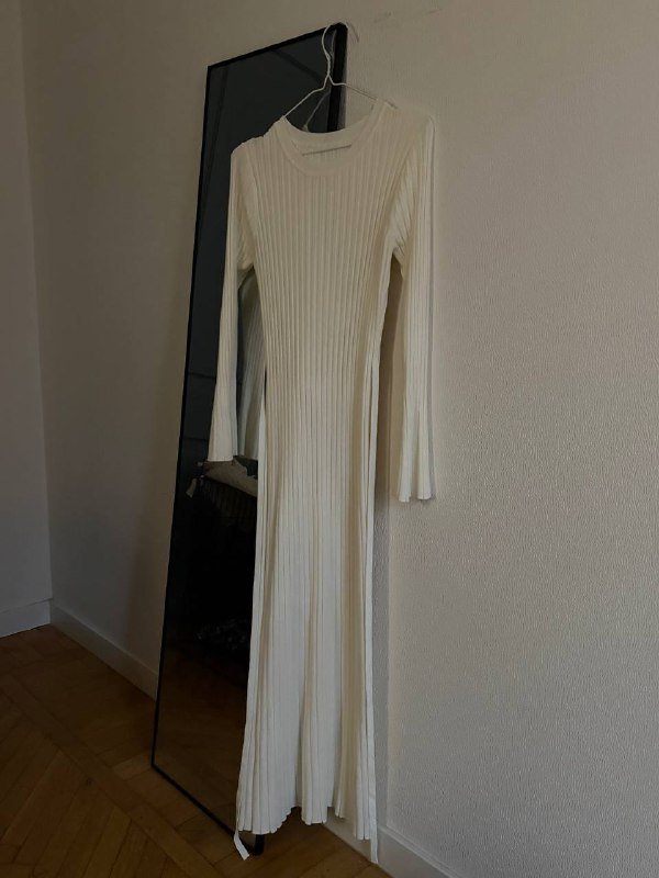 Длинное трикотажное платье, юбки, брюки, блузка, кардиган