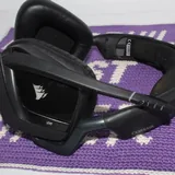 Компьютерные гарнитуры Corsair Void elite, Jabra Evolve2 40 2