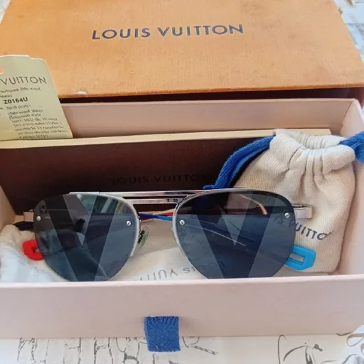 Очки Louis Vuitton