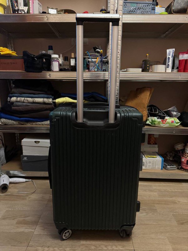 Чемодан 63x40x28 3