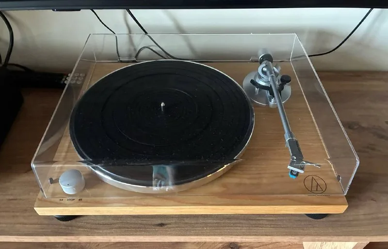 Проигрыватель винила Audio-Technica AT-LPW30TK 1
