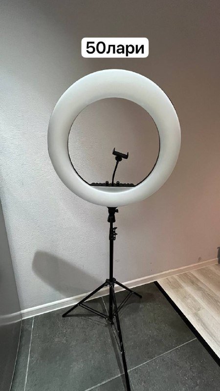 стол б/у, тумбочка, кресло, зеркало, рамки, светильники 9