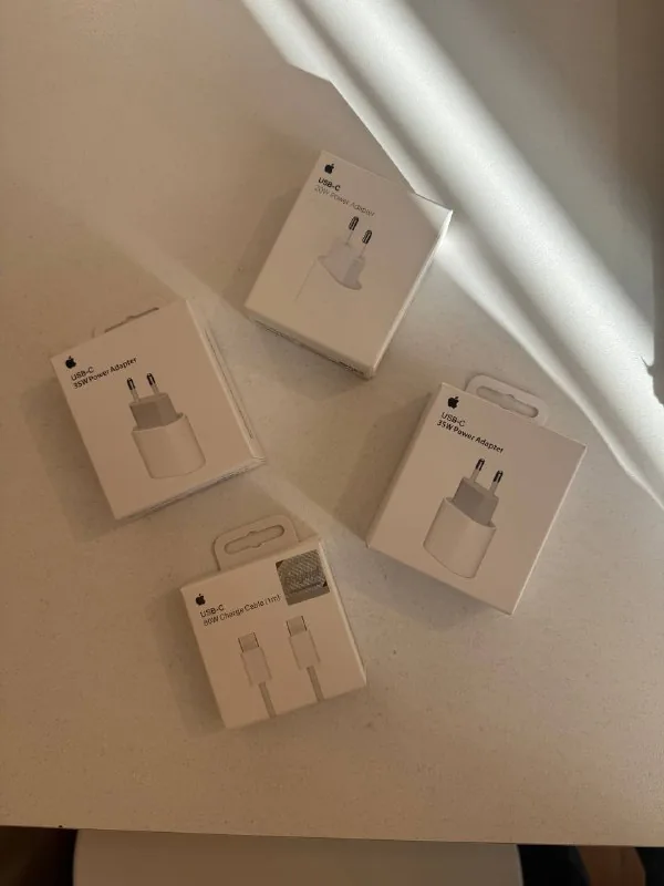 Зарядные устройства и кабели Apple
