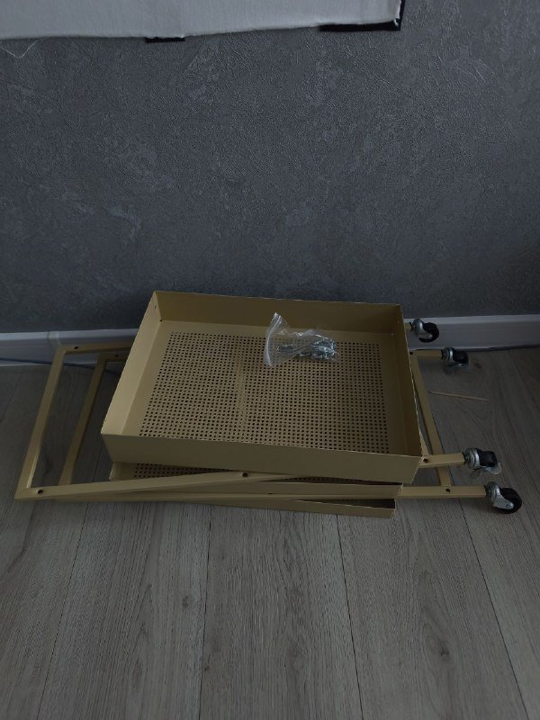 Полка 3 яруса