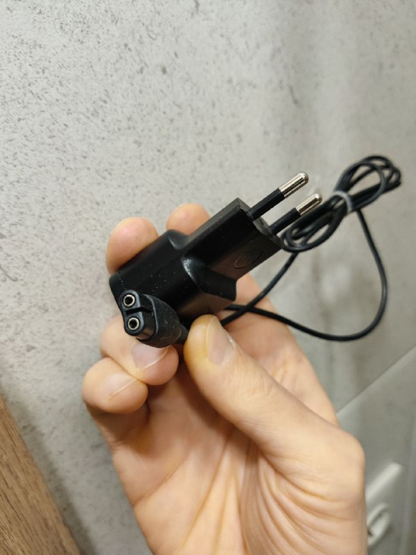 Зарядка от бритвы Philips OneBlade
