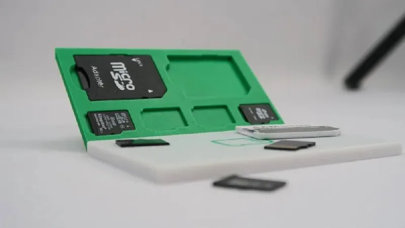 Кейс для SD и microSD