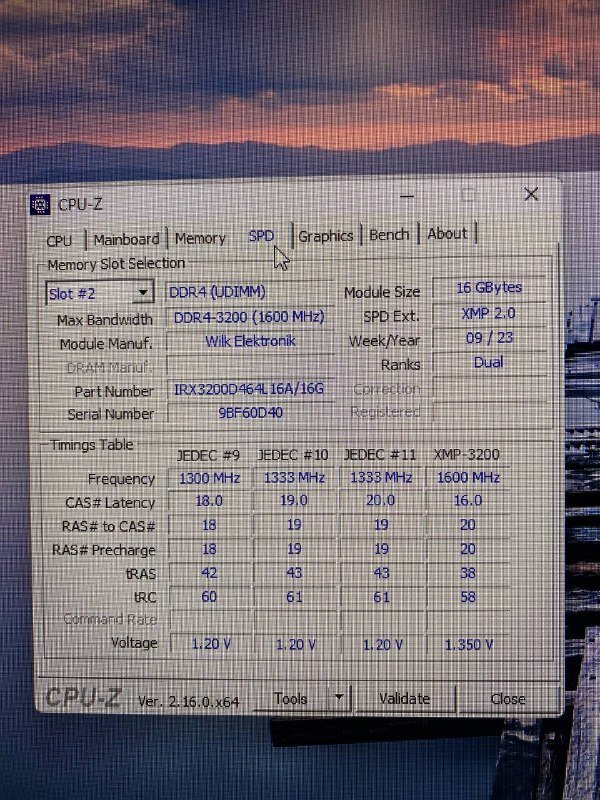 Компьютер, клавиатура Trust GXT833, внешняя звуковая карта Ugreen 9
