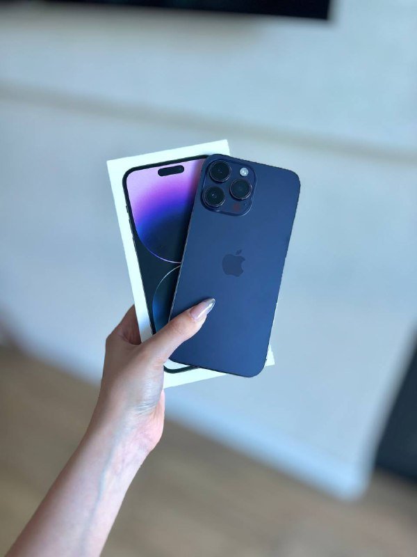 iPhone 14 Pro Max 128gb, AirPods Pro 2, кабель зарядки 2