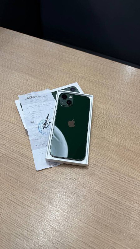 iPhone 13 красный, синий, зеленый 2